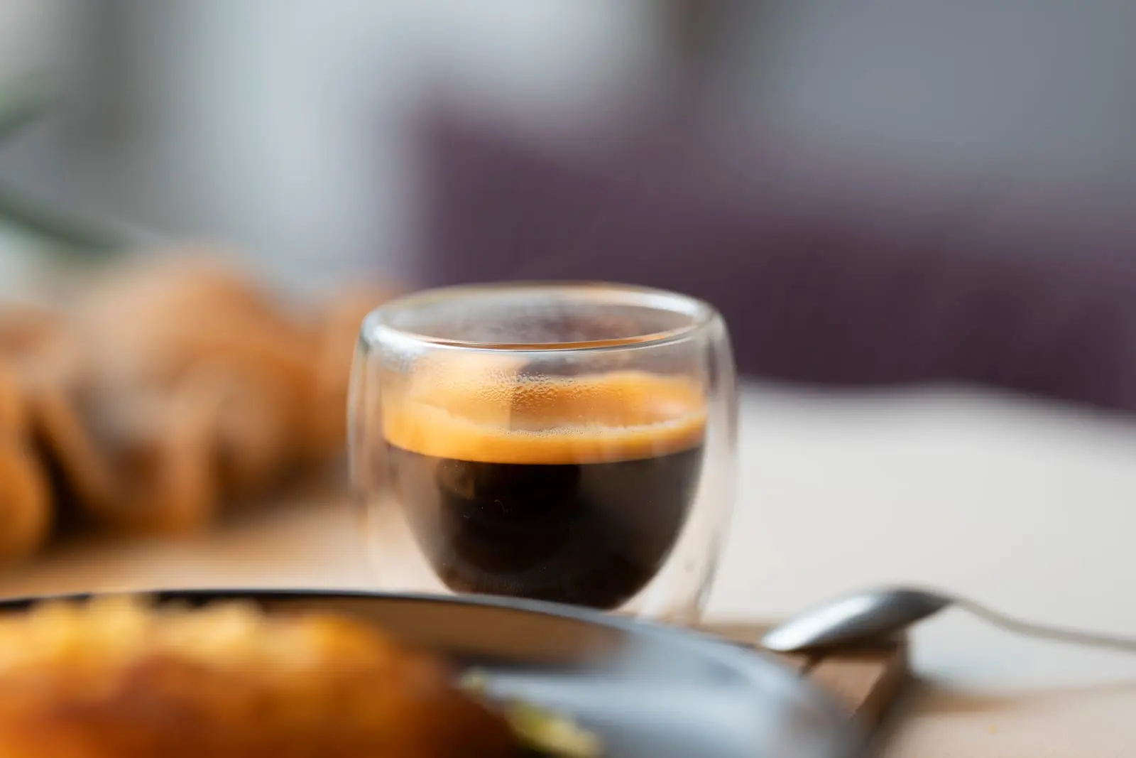 Espresso de especialidad en vaso de doble pared en Tamarinda
