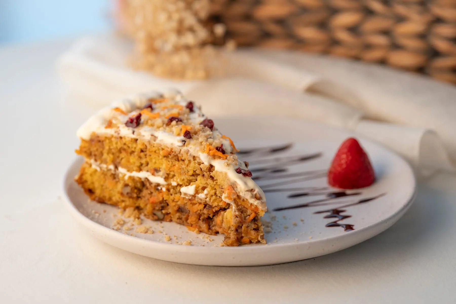 Pastel de zanahoria con nueces y arándanos en La Carolina, Quito